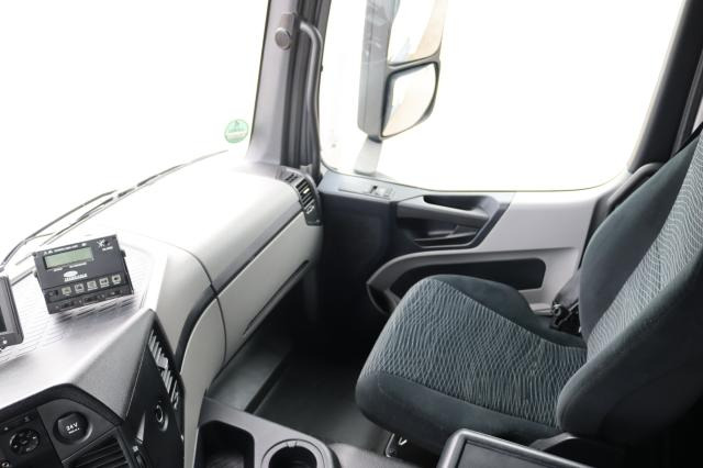 Refrigerator truck Mercedes-Benz Antos 1824 L: picture 10