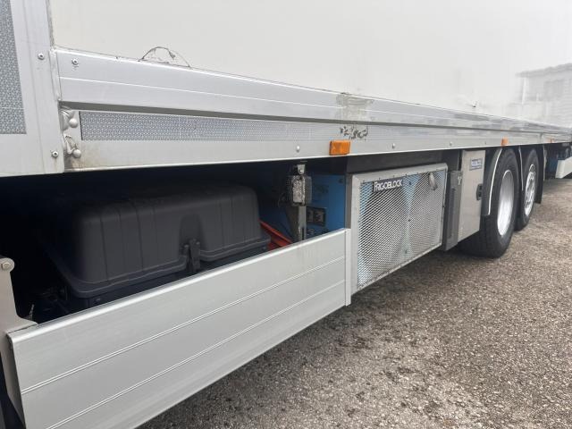 Mercedes-Benz Antos 2540LL KOMPLETTZUG - Refrigerator truck: picture 5 Mercedes-Benz Antos 2540LL KOMPLETTZUG - Refrigerator truck: picture 5
