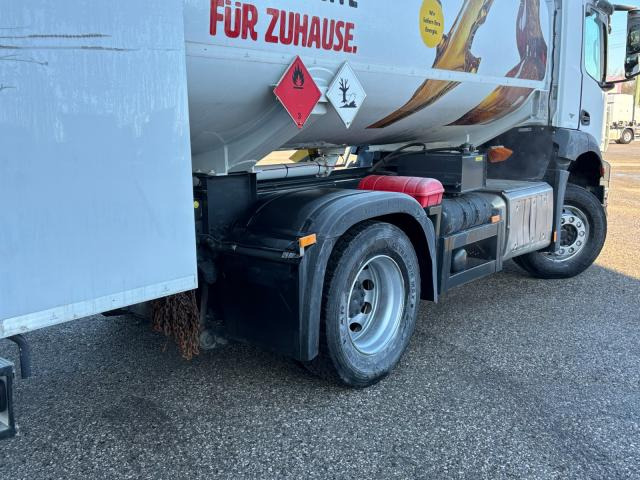 Mercedes-Benz Arocs 1832 L - Tank truck: picture 4 Mercedes-Benz Arocs 1832 L - Tank truck: picture 4