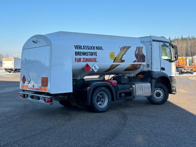 Mercedes-Benz Arocs 1832 L - Tank truck: picture 3 Mercedes-Benz Arocs 1832 L - Tank truck: picture 3