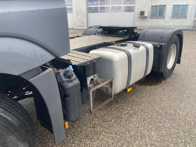 Mercedes-Benz Actros 1846LS ADR BENZIN - Tractor unit: picture 3 Mercedes-Benz Actros 1846LS ADR BENZIN - Tractor unit: picture 3