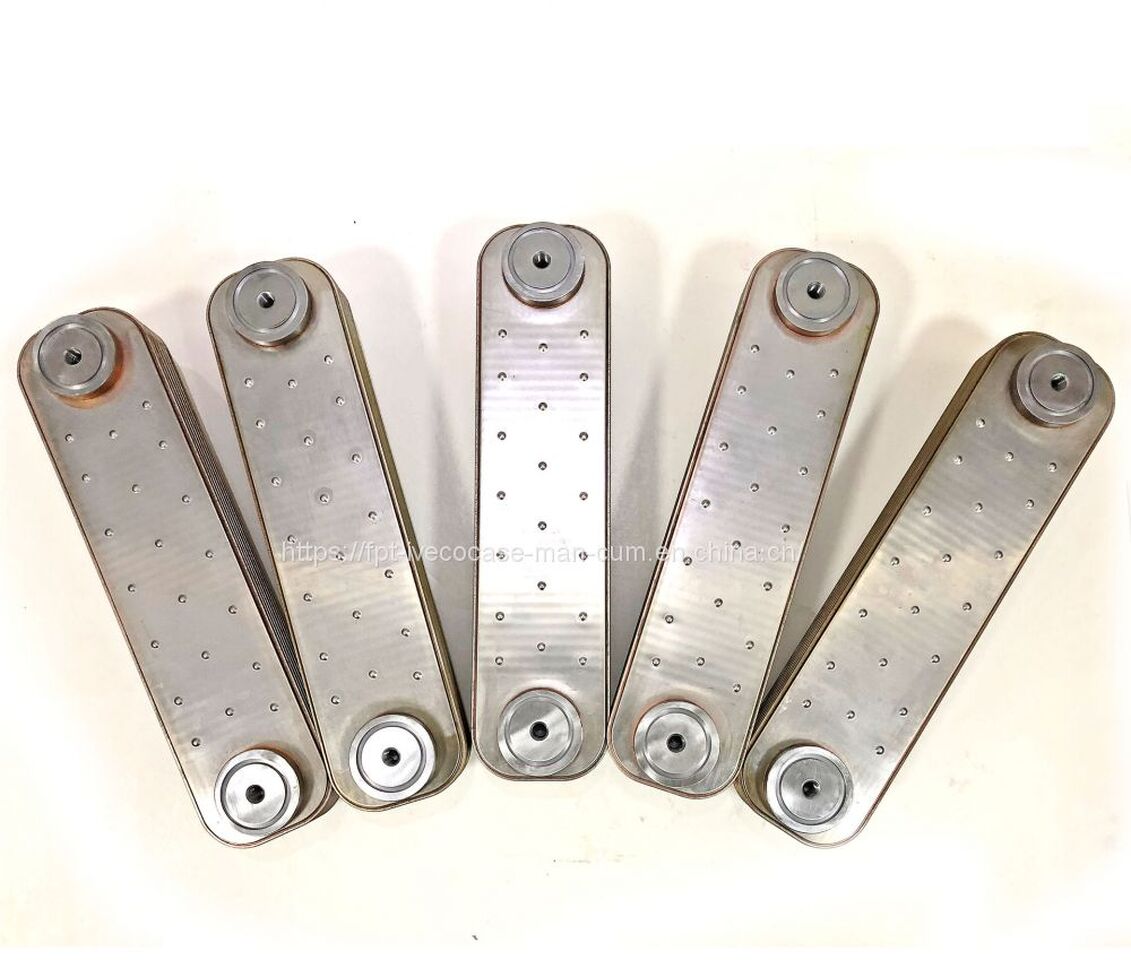 FPT IVECO CASE Cursor9 Euro 6 F2CFE612 A/B/D F2CFE614A*B041/F2CGE614F*V004 5802431166 OIL COOLER CORE 504127469 504130575 5801389774 - Oil cooler for Truck: picture 3 FPT IVECO CASE Cursor9 Euro 6 F2CFE612 A/B/D F2CFE614A*B041/F2CGE614F*V004 5802431166 OIL COOLER CORE 504127469 504130575 5801389774 - Oil cooler for Truck: picture 3