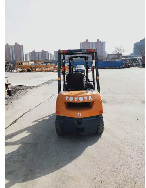 2019 Toyota 7FD30 - Forklift: picture 4 2019 Toyota 7FD30 - Forklift: picture 4