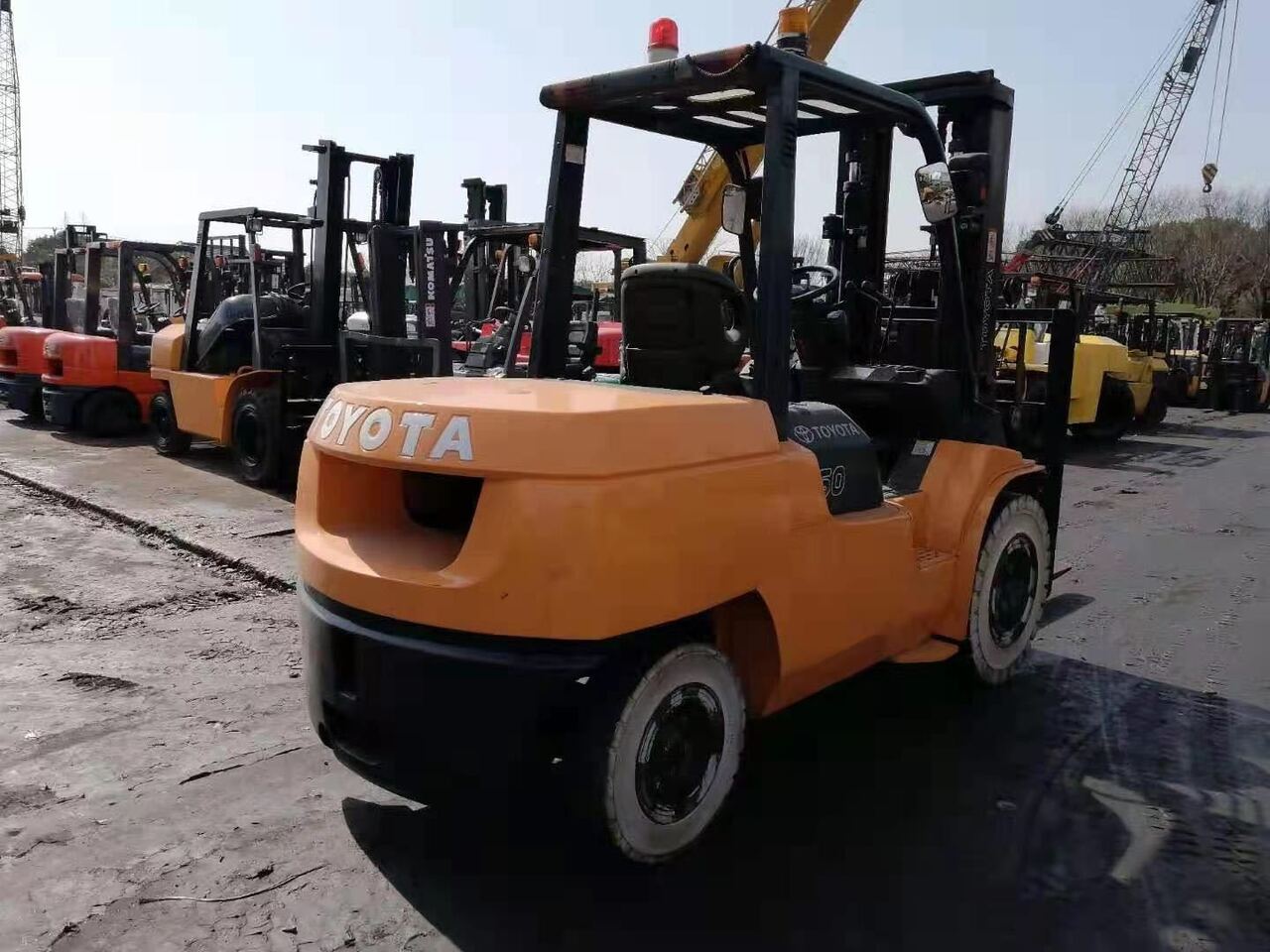 Toyota 7FD50 - Forklift: picture 1 Toyota 7FD50 - Forklift: picture 1