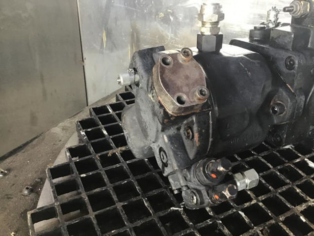 Liebherr A10V045 - Hydraulic pump: picture 2 Liebherr A10V045 - Hydraulic pump: picture 2