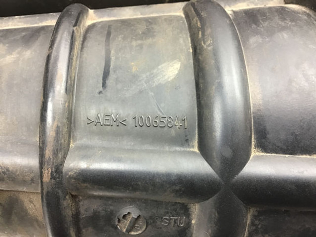 Liebherr Air Filter Hose - Air intake pipe: picture 4 Liebherr Air Filter Hose - Air intake pipe: picture 4