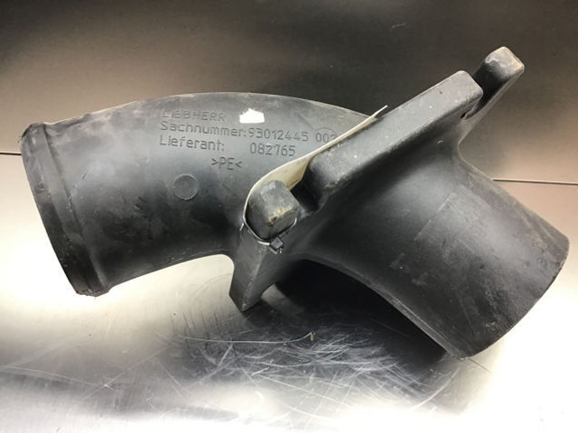 Liebherr Air Hose - Air intake pipe: picture 2 Liebherr Air Hose - Air intake pipe: picture 2