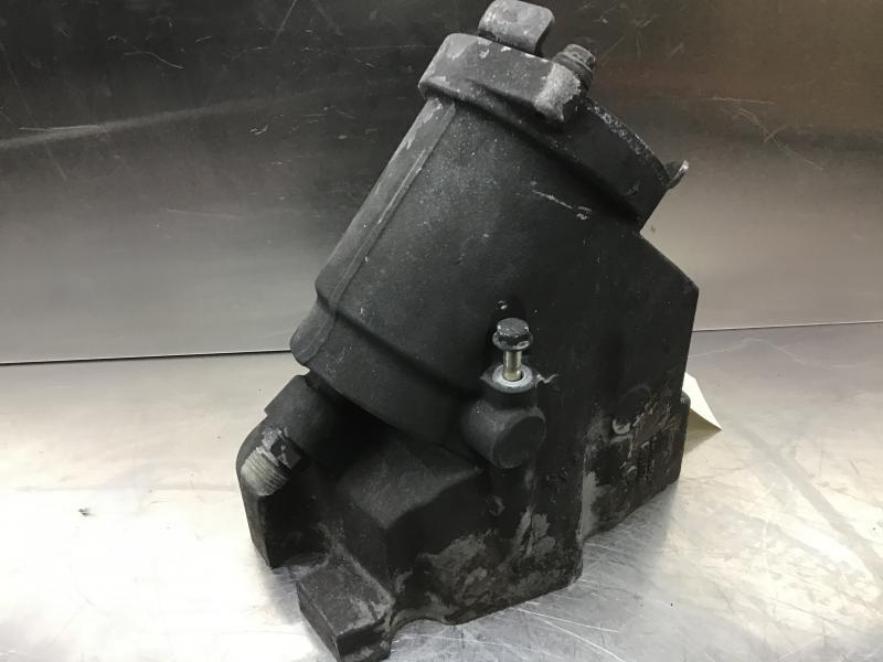 Liebherr Cylinderhead Cover - Cylinder head for Construction machinery: picture 1 Liebherr Cylinderhead Cover - Cylinder head for Construction machinery: picture 1
