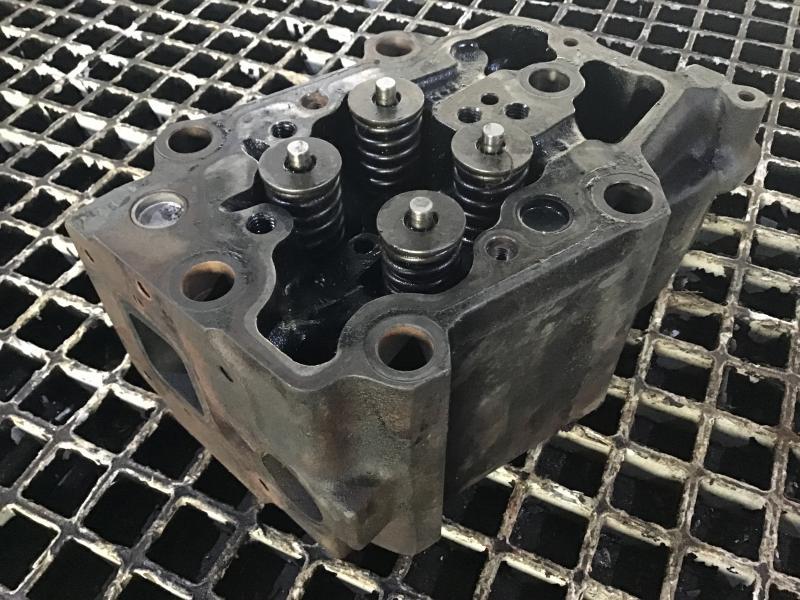 Liebherr Cylinderhead - Cylinder head for Construction machinery: picture 1 Liebherr Cylinderhead - Cylinder head for Construction machinery: picture 1