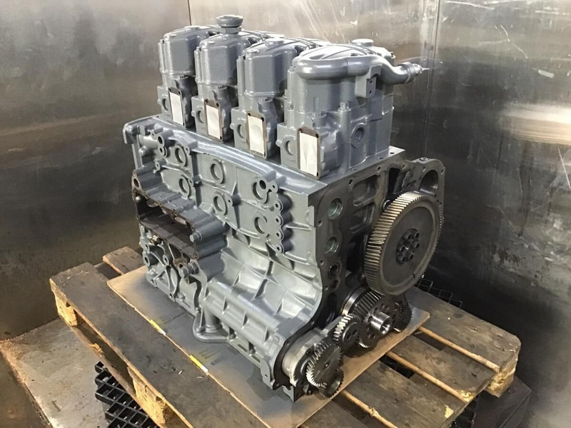 Liebherr D934L - Engine: picture 3 Liebherr D934L - Engine: picture 3