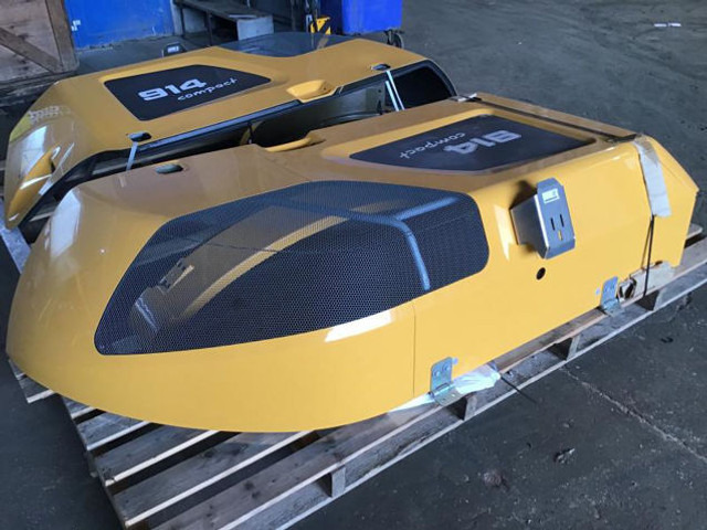 Liebherr Engine Bonnet - Hood: picture 2 Liebherr Engine Bonnet - Hood: picture 2