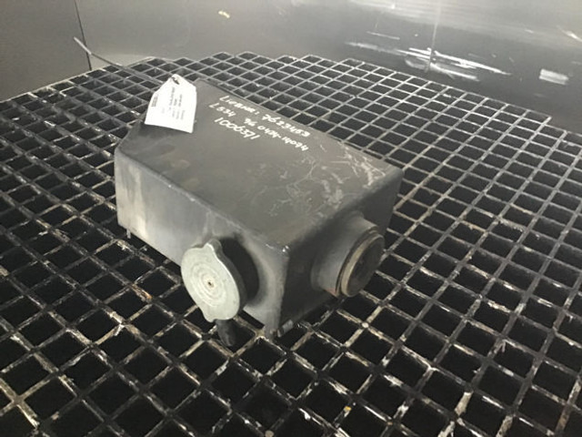 Expansion tank Liebherr Equalizing Reservoir: picture 1