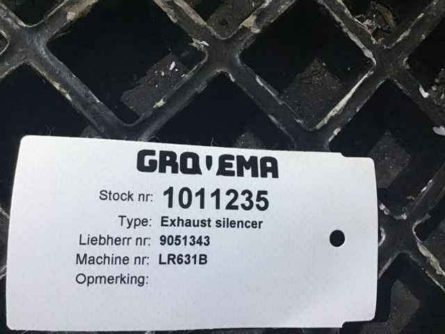 Liebherr Exhaust Silencer - Exhaust pipe: picture 2 Liebherr Exhaust Silencer - Exhaust pipe: picture 2
