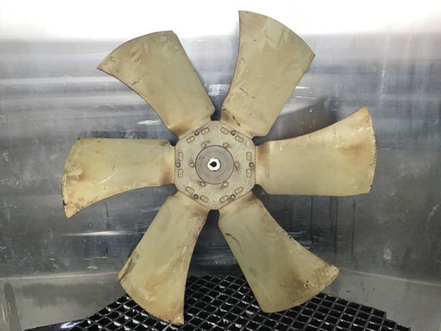 Liebherr Fan Blade - Fan: picture 1 Liebherr Fan Blade - Fan: picture 1