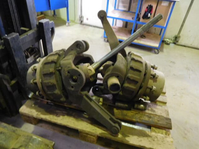 Liebherr Final Drive - Suspension: picture 1 Liebherr Final Drive - Suspension: picture 1