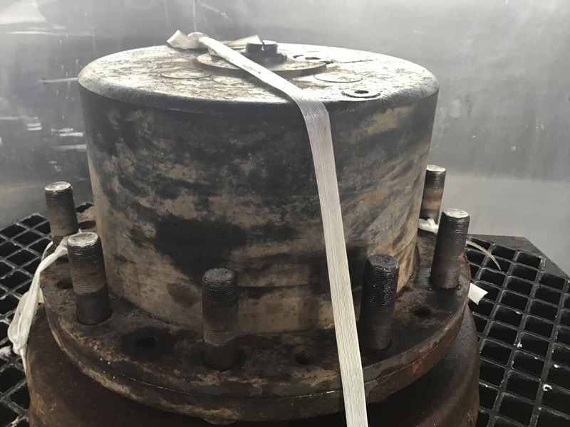 Liebherr Final Drive - Suspension: picture 1 Liebherr Final Drive - Suspension: picture 1