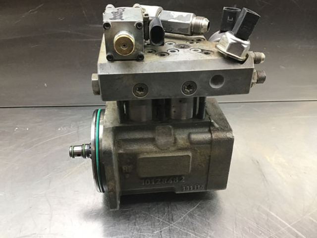 Liebherr Fuel Pump - Fuel pump: picture 3 Liebherr Fuel Pump - Fuel pump: picture 3