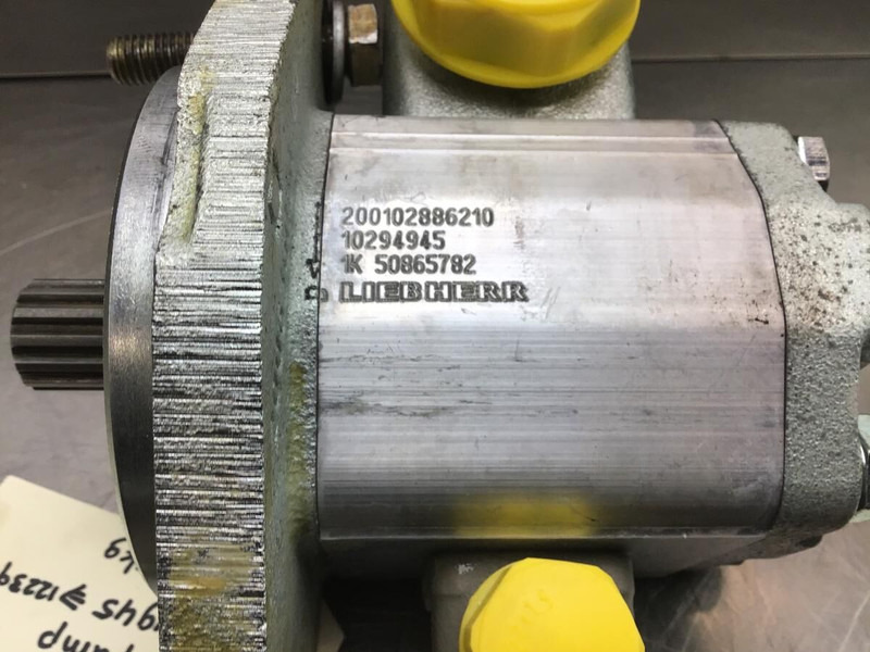 Liebherr Gear Pump - Hydraulic pump: picture 2 Liebherr Gear Pump - Hydraulic pump: picture 2