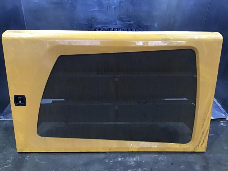 Liebherr - Door and parts: picture 2 Liebherr - Door and parts: picture 2