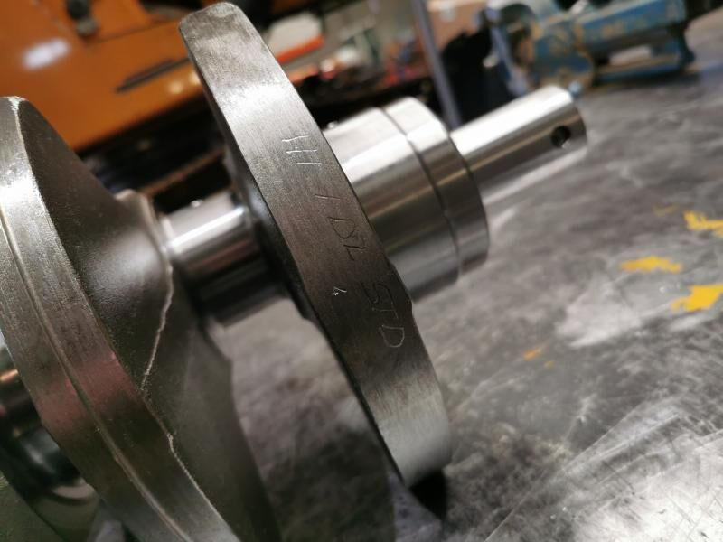 Liebherr - Crankshaft: picture 3 Liebherr - Crankshaft: picture 3