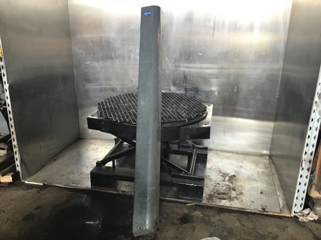 Liebherr - Hood: picture 2 Liebherr - Hood: picture 2