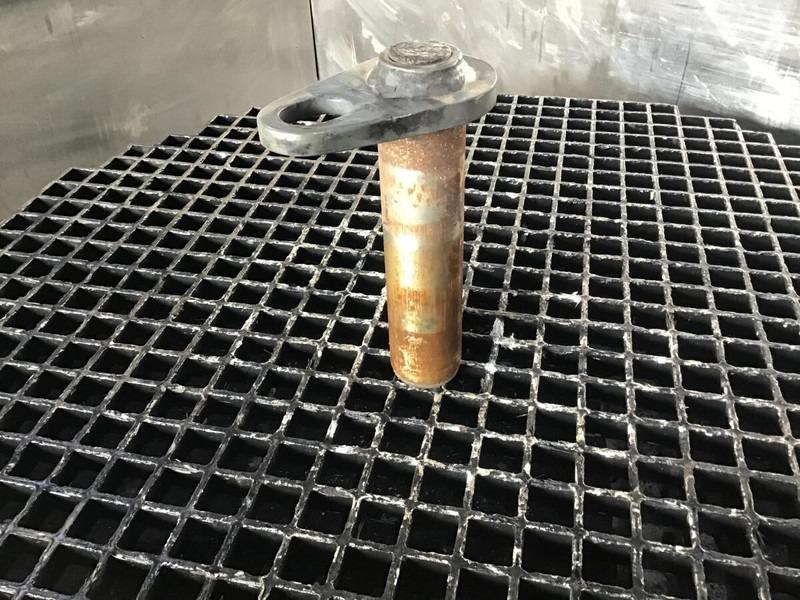 Liebherr Pin - Body and exterior: picture 3 Liebherr Pin - Body and exterior: picture 3