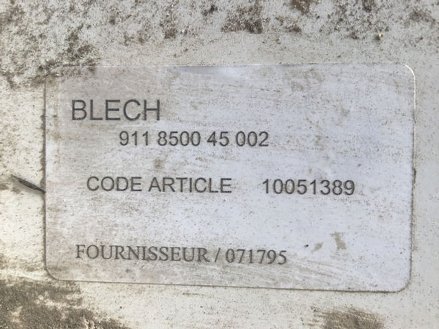 Hood Liebherr R924 COMPACT: picture 6 Hood Liebherr R924 COMPACT: picture 6