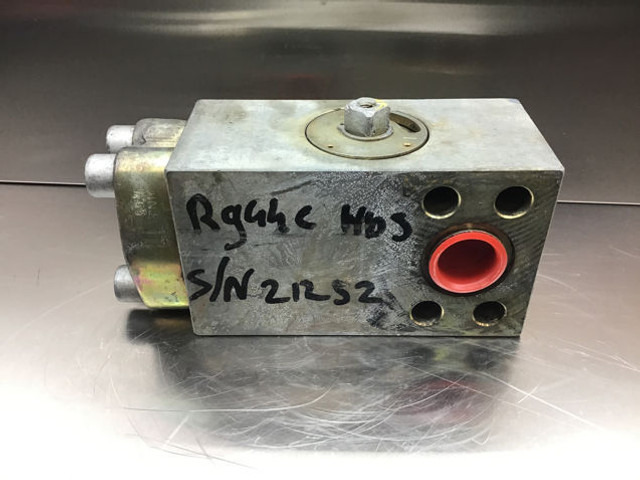 Valve Liebherr Safety Valve: picture 1