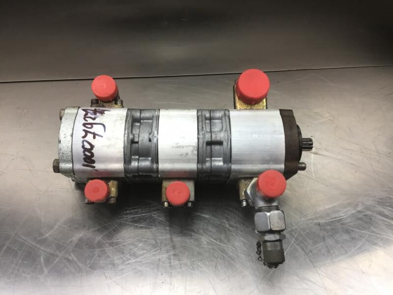 Rexroth Triple Gear Pump - Hydraulic pump: picture 2 Rexroth Triple Gear Pump - Hydraulic pump: picture 2