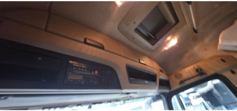 Tractor unit Mercedes-Benz Actros 1845: picture 9 Tractor unit Mercedes-Benz Actros 1845: picture 9