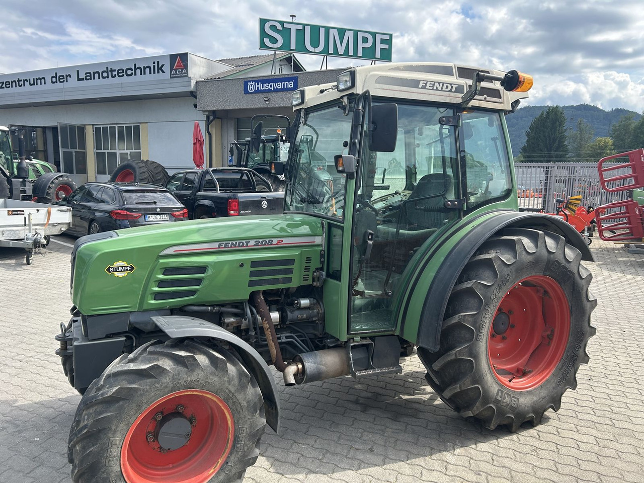 Fendt Farmer 208 PA - Farm tractor: picture 4 Fendt Farmer 208 PA - Farm tractor: picture 4