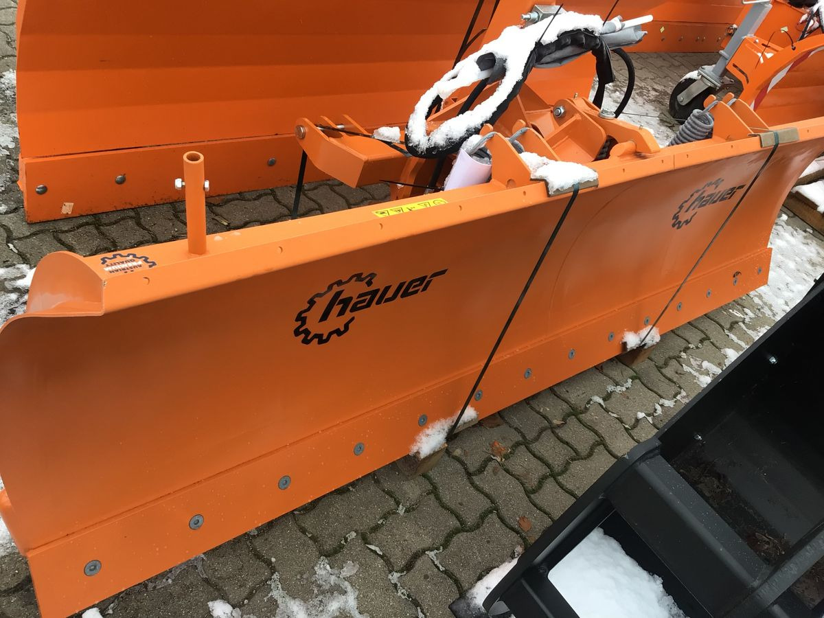 Hauer Hsh 2800 - Snow plough for Utility/ Special vehicle: picture 2 Hauer Hsh 2800 - Snow plough for Utility/ Special vehicle: picture 2