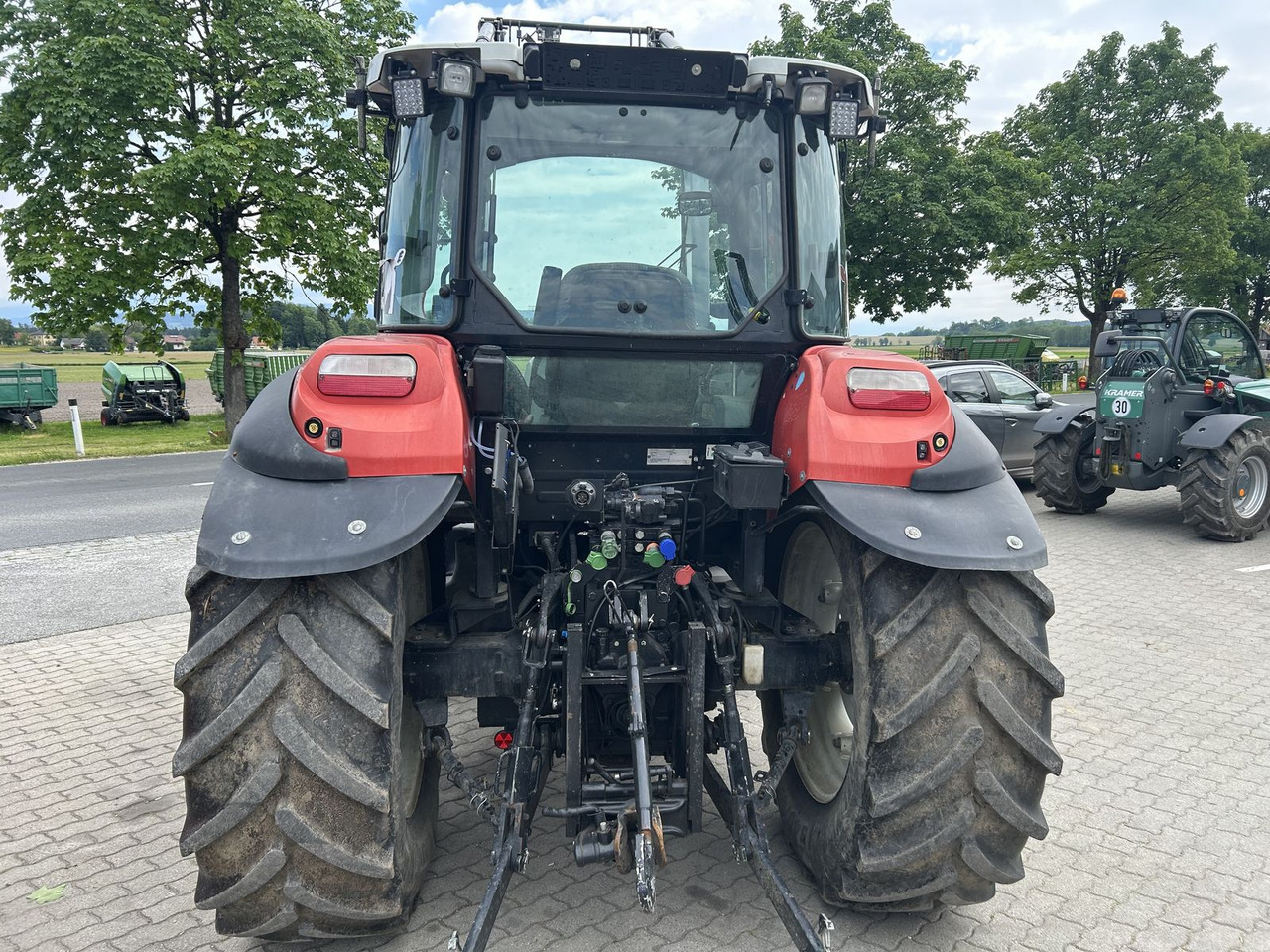 Steyr 4105 Kompakt ET Basis - Farm tractor: picture 3 Steyr 4105 Kompakt ET Basis - Farm tractor: picture 3