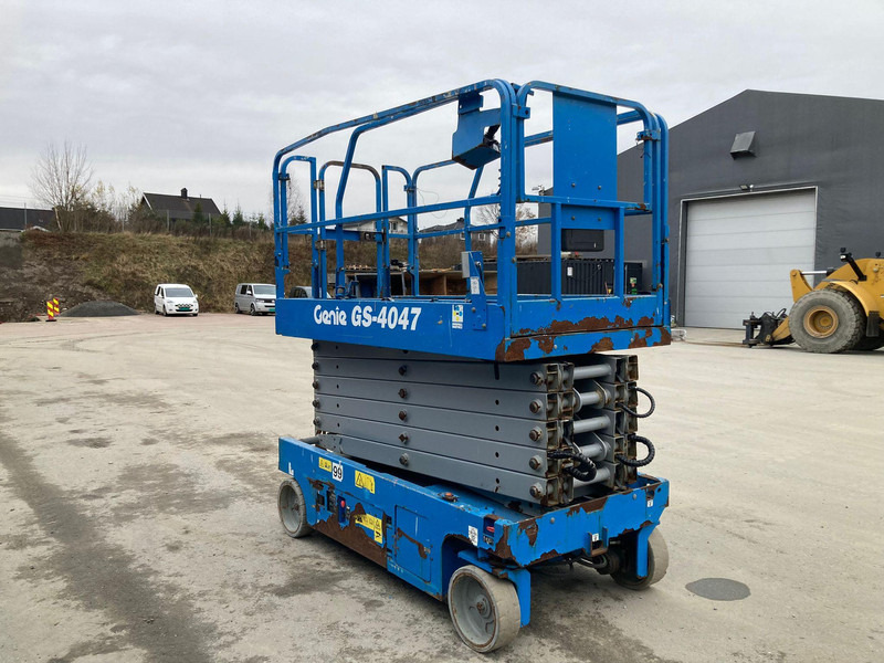 Genie GS4047 - Scissor lift: picture 2 Genie GS4047 - Scissor lift: picture 2