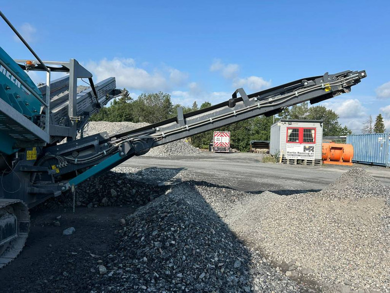 Powerscreen Warrior 1800 - Screener: picture 4 Powerscreen Warrior 1800 - Screener: picture 4