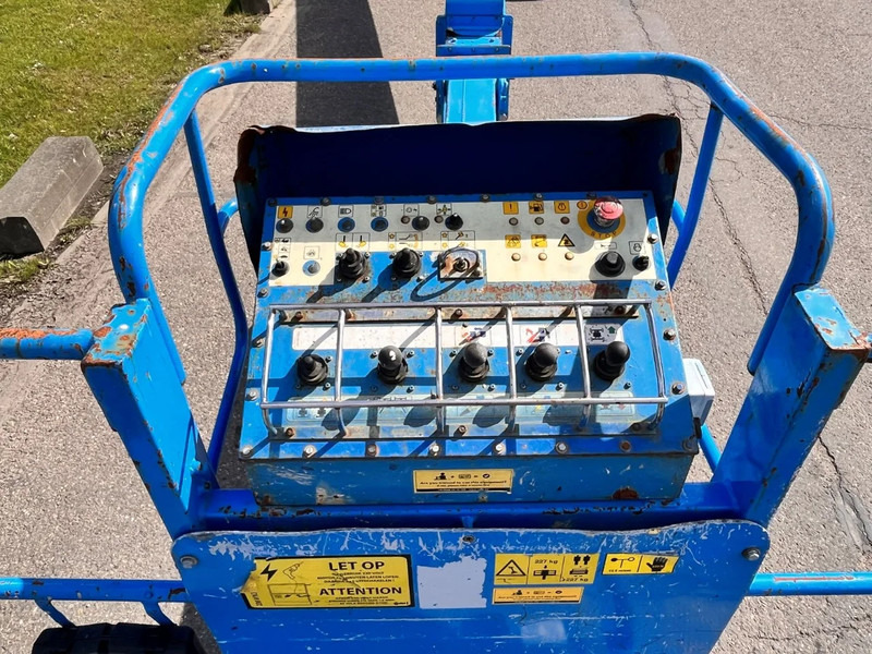 Telescopic boom Aichi SP21AJ: picture 7