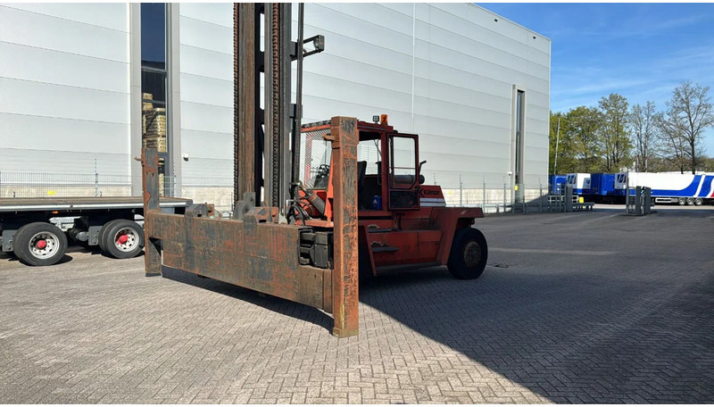 Kalmar DC13,6 XLEC4 - Container handler: picture 2 Kalmar DC13,6 XLEC4 - Container handler: picture 2