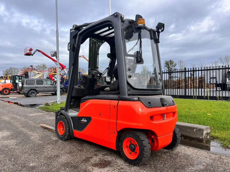 Linde E20PL-02 - Electric forklift: picture 4 Linde E20PL-02 - Electric forklift: picture 4