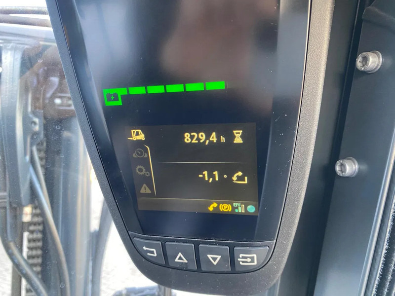 Forklift Linde E35HL-01: picture 16 Forklift Linde E35HL-01: picture 16