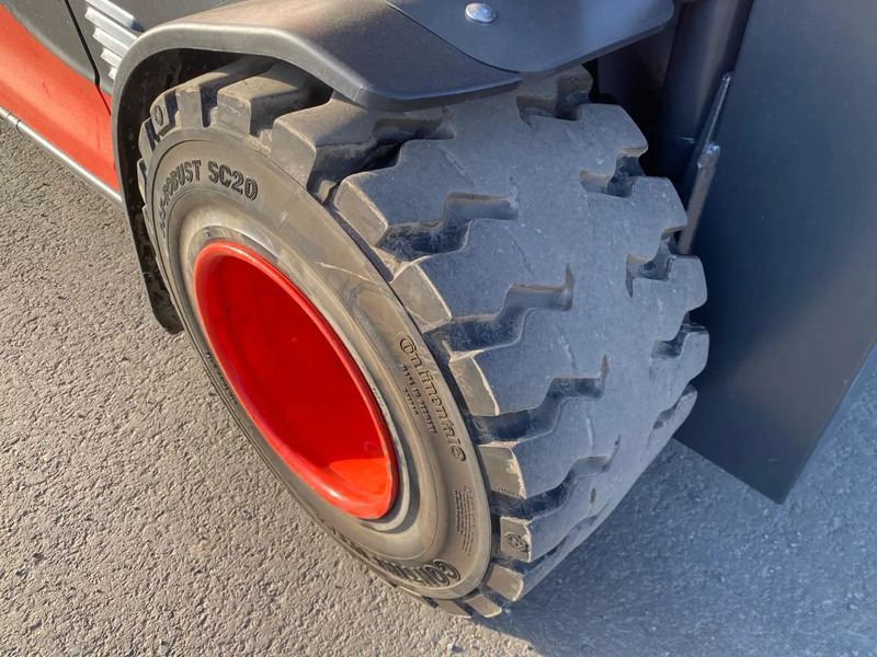 Forklift Linde E35HL-01: picture 11 Forklift Linde E35HL-01: picture 11