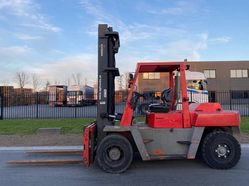 Nissan 31ZVF05H70U - Diesel forklift: picture 2 Nissan 31ZVF05H70U - Diesel forklift: picture 2