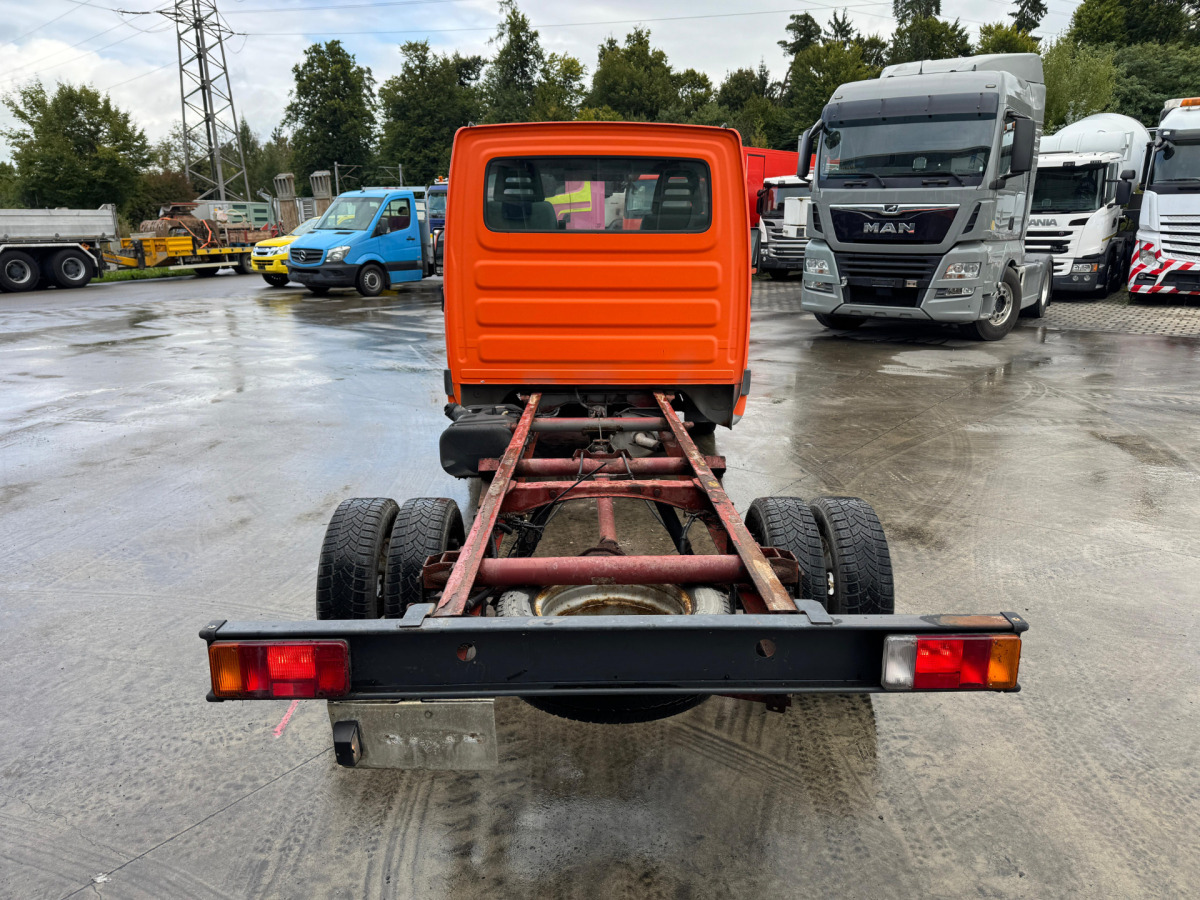 IVECO 35C12 4x2 - Cab chassis truck: picture 5 IVECO 35C12 4x2 - Cab chassis truck: picture 5