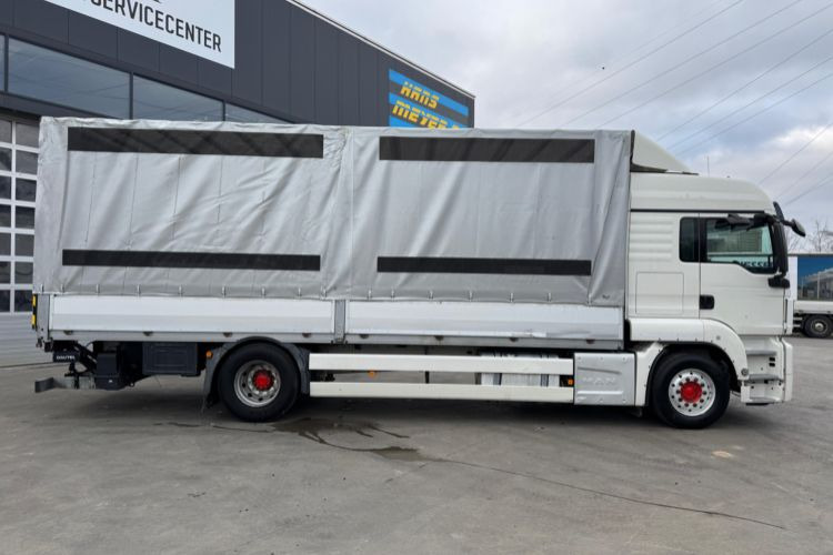 MAN TGS 18.440 4x2 - Curtainsider truck: picture 4 MAN TGS 18.440 4x2 - Curtainsider truck: picture 4