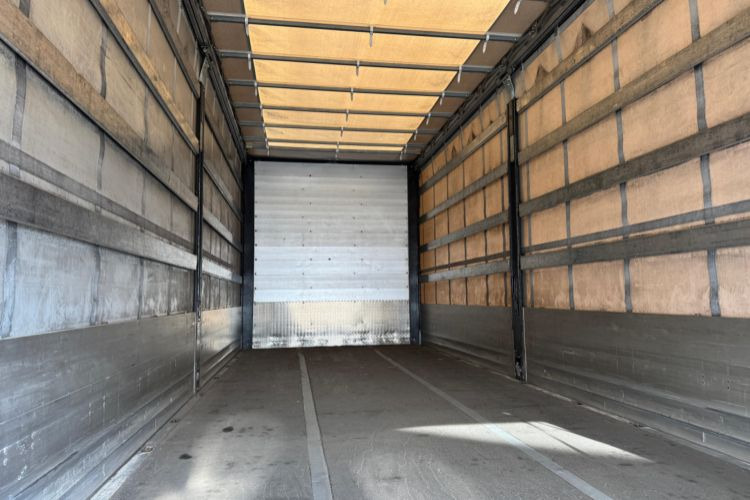 New Curtainsider truck Mercedes-Benz Actros 2545 6x2: picture 10