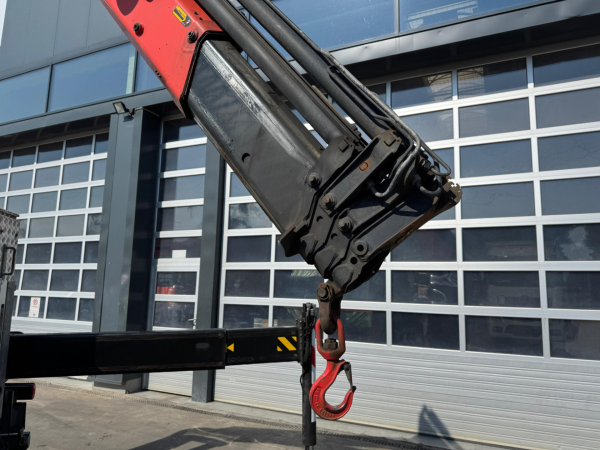 Leasing of RENAULT C480 6x2 Palfinger 18002-4 RENAULT C480 6x2 Palfinger 18002-4: picture 8