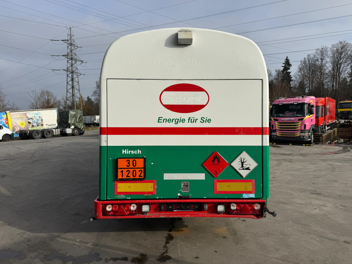 SCHWARZMÜLLER Tank 32'770L 3 Kammern - Tank semi-trailer: picture 5 SCHWARZMÜLLER Tank 32'770L 3 Kammern - Tank semi-trailer: picture 5