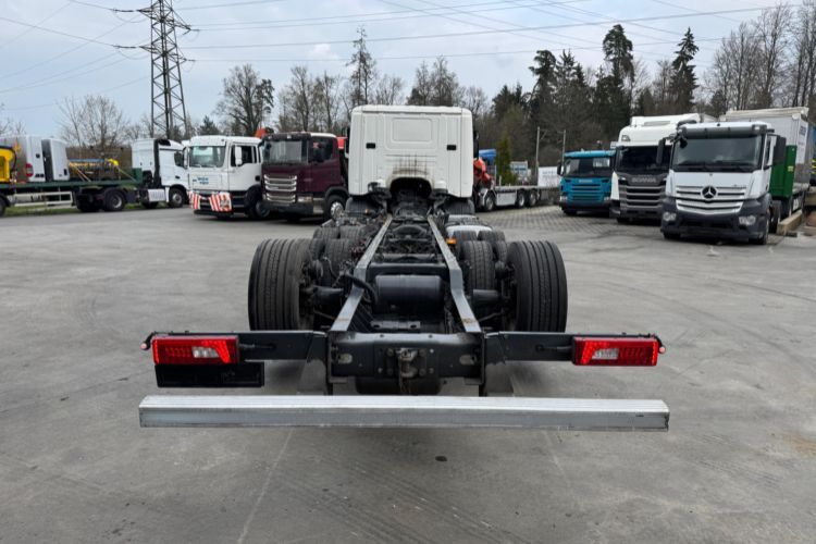 Scania G450 10x4 - Cab chassis truck: picture 5 Scania G450 10x4 - Cab chassis truck: picture 5