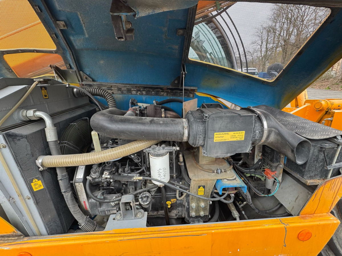 Telescopic handler TEREX GTH 4013: picture 8