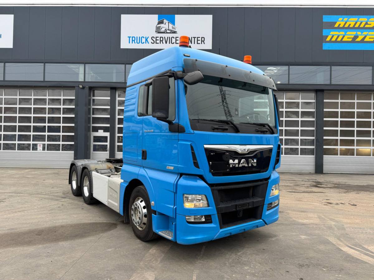 MAN TGX 33.520 6x4 - Tractor unit: picture 3 MAN TGX 33.520 6x4 - Tractor unit: picture 3