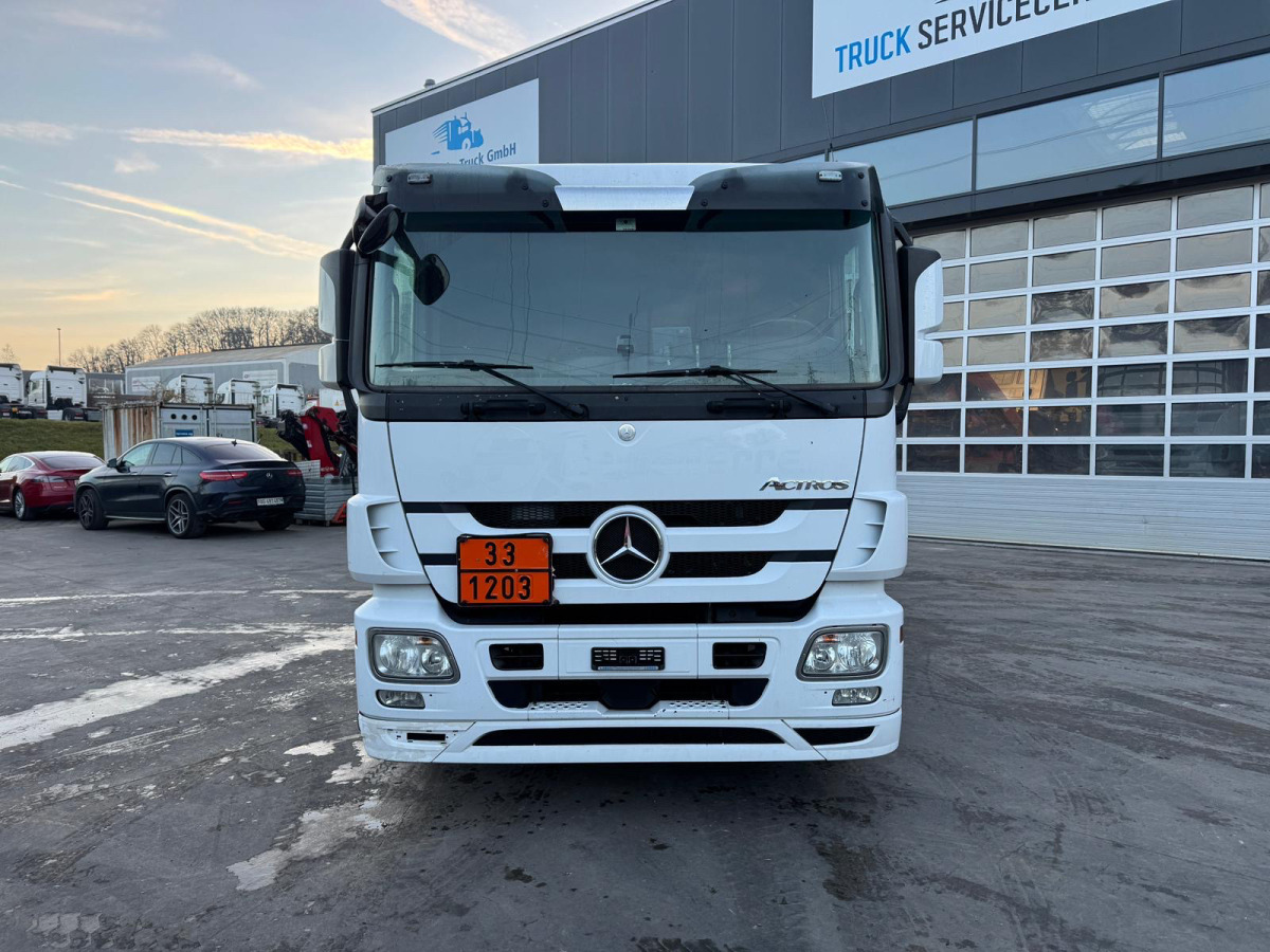 MERCEDES Actros 1844 4x2 ADR - Tractor unit: picture 2 MERCEDES Actros 1844 4x2 ADR - Tractor unit: picture 2